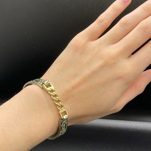 BCBG Cuff Bracelet ✨